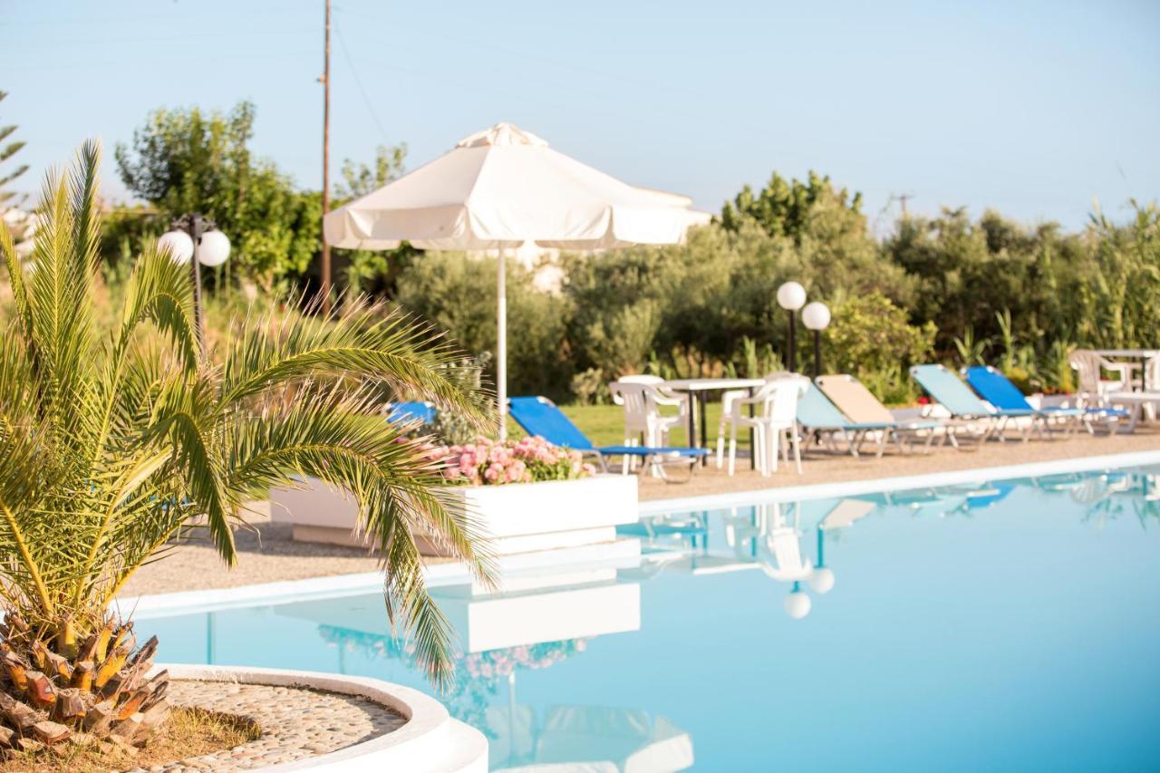 Albatross Hotel Máleme Ngoại thất bức ảnh