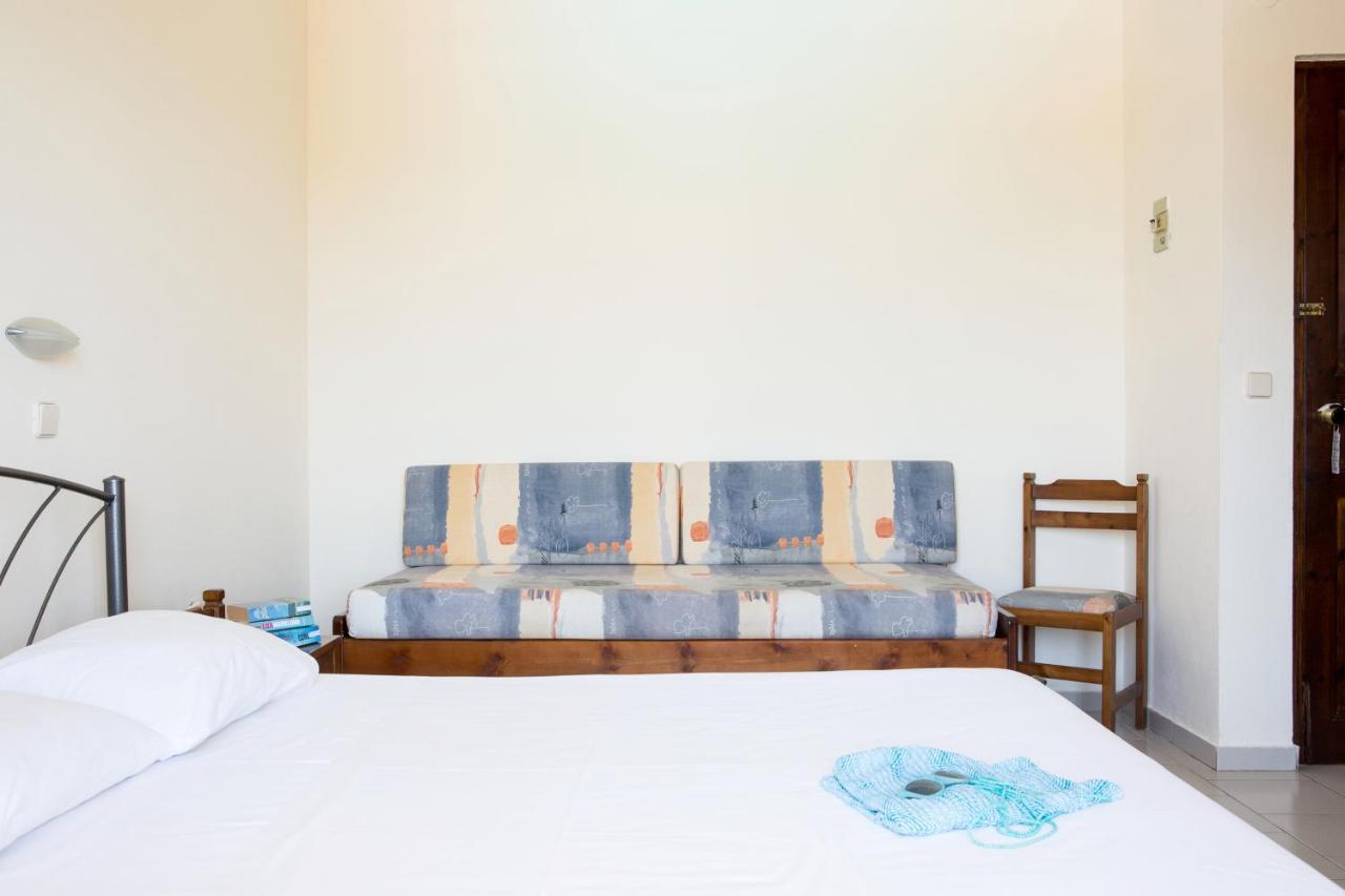 Albatross Hotel Máleme Ngoại thất bức ảnh