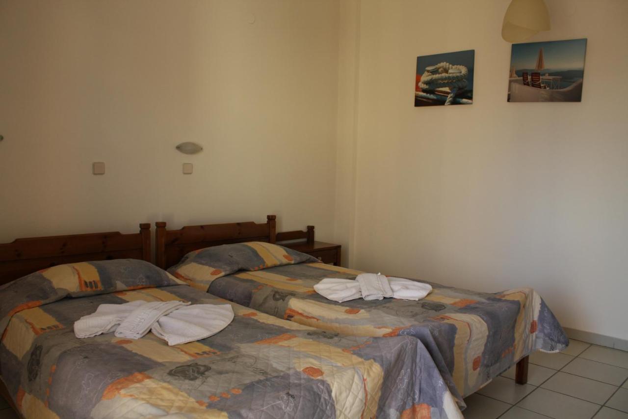 Albatross Hotel Máleme Ngoại thất bức ảnh